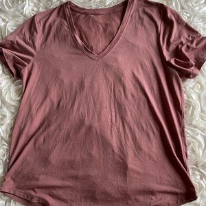 Lululemon Tee